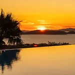 Alia Mykonos Psarou (Mykonos)