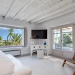 Alia Mykonos