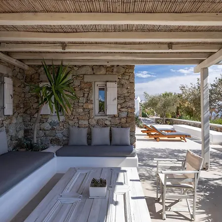 Alia Mykonos بسارو